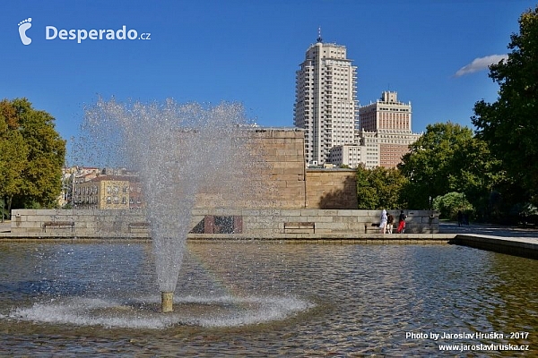 Chrám Debod v Madridu (Španělsko)