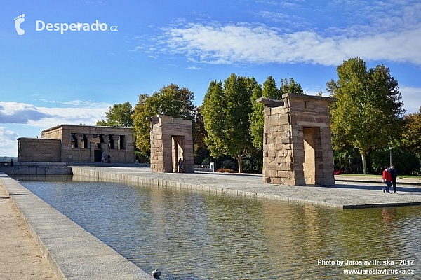 Chrám Debod v Madridu (Španělsko)
