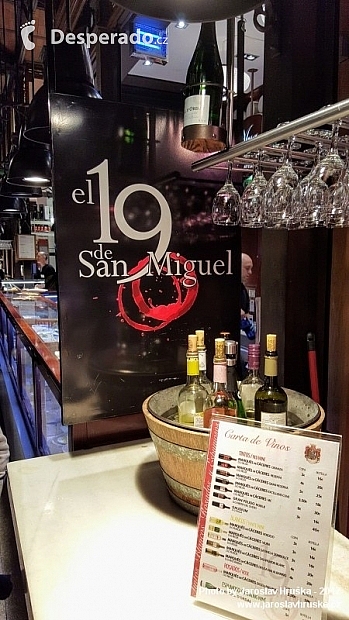 Mercado de San Miguel v Madridu (Španělsko)