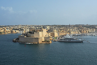 Upper Barrakka Gardens ve Vallettě (Malta)
