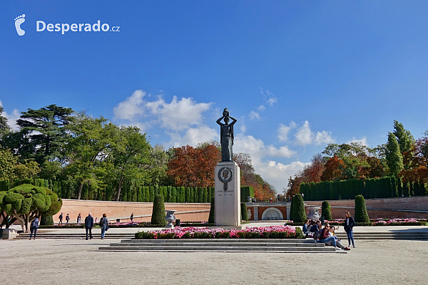 El Retiro Park v Madridu (Španělsko)