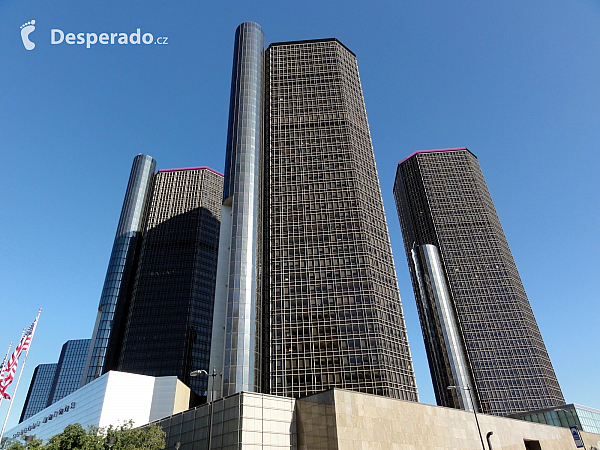 GM Renaissance Center v Detroitu (Michigan - USA)