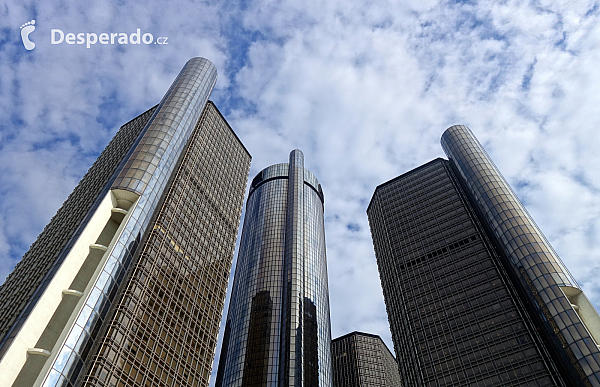 GM Renaissance Center v Detroitu (Michigan - USA)