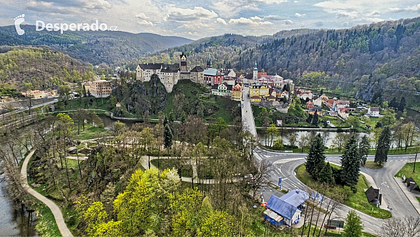 Hrad Loket (Česká republika) - Photo by Martin Kunzendorfer