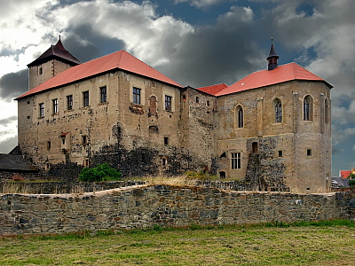 Vodní hrad Švihov - gotická perla Klatovska s originálním vodním příkopem