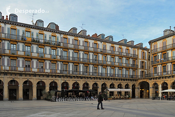 Constitución Plaza v San Sebastian (Španělsko)