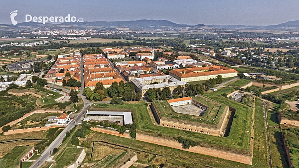 Památník Terezín (Česká republika) - Photo by Martin Kunzendorfer