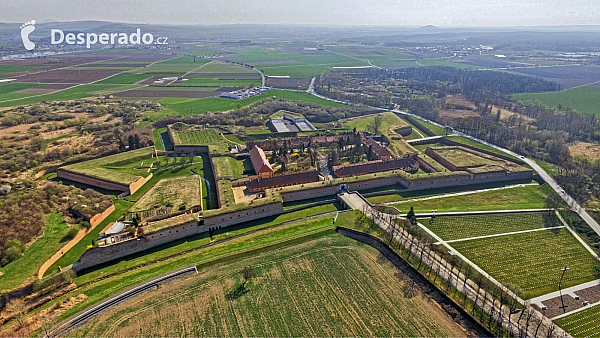 Památník Terezín (Česká republika) - Photo by Martin Kunzendorfer