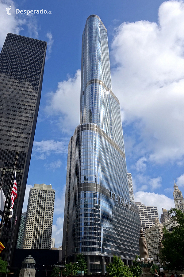 Mrakodrap Trump International Hotel and Tower v Chicagu (Illinois - USA)