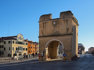 Porta Garibaldi o Torre Santa Maria (Chioggia - Itálie)