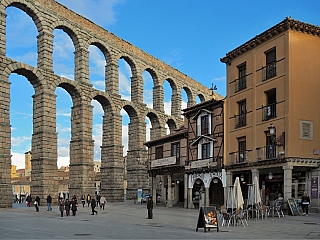 Římský akvadukt v Segovii (Španělsko)