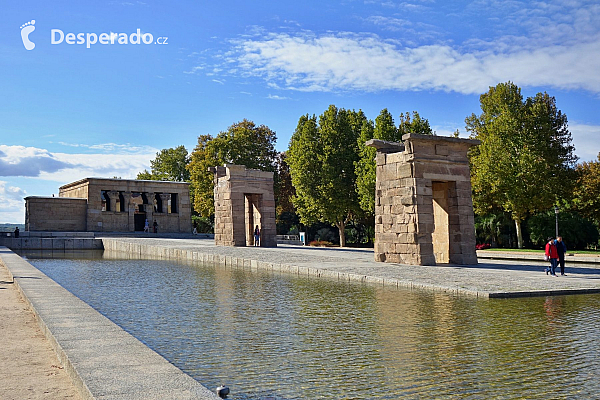 Templo de Debod v Madridu (Španělsko)