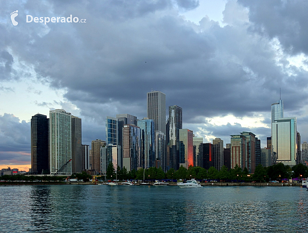 Navy Pier v Chicagu (Ilinois - USA)