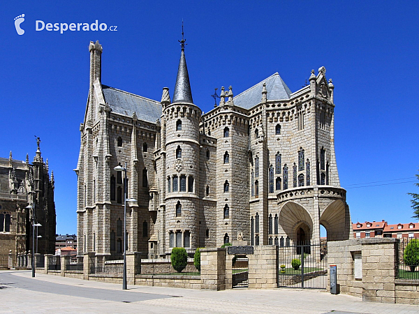 Biskupský palác ve městě Astorga (Španělsko)