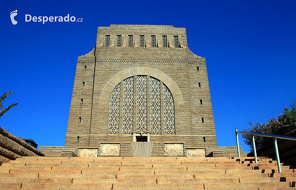 Voortrekker Monument v Pretorii (Jihoafrická republika)