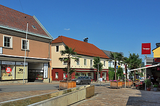 Schillerplatz ve Feldkirchen in Kärnten (Rakousko)