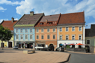 Hauptplatz ve Feldkirchen in Kärnten (Rakousko)