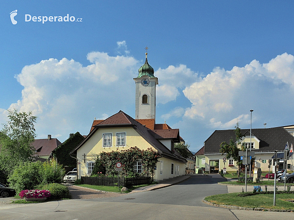 Kirche Sankt Michael ve Feldkirchen in Kärnten (Rakousko)