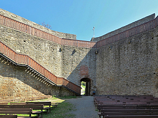 Hrad Hukvaldy (Česká republika)