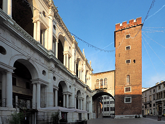 Basilica Palladiana ve Vicenza (Itálie)