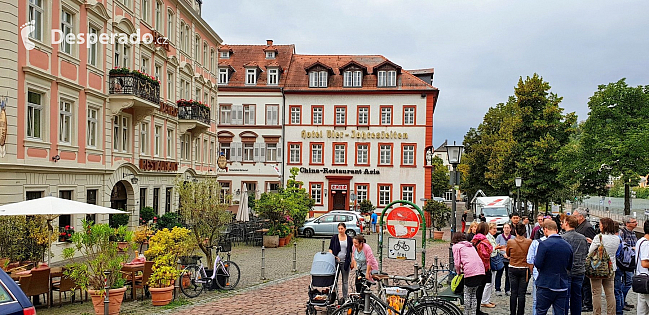 Nábřeží řeky Neckar v Heidelbergu (Německo)