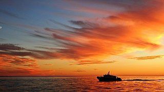 Západ slunce na Baltským mořem (Lotyšsko)