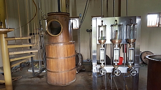 Výroba třtinového rumu Chamarel (Mauricius)