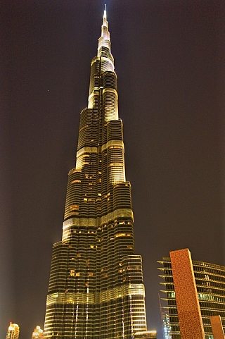 Burdž Chalífa v Dubaji (Spojené arabské Emiráty)