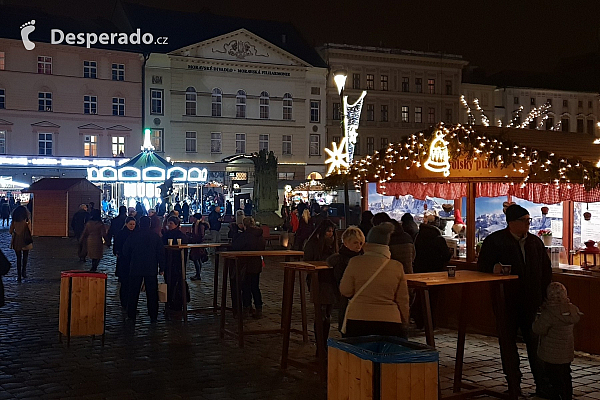 Vánoční trhy v Olomouci (Česká republika)