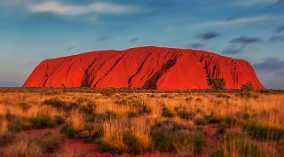 Impozantní monolit Uluru (Austrálie)