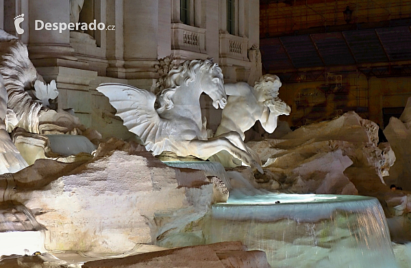 Fontana di Trevi v Římě (Itálie)