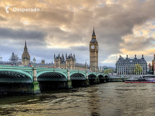 Big Ben v Londýně (Velká Británie)