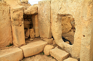 Megalitický chrám Hagar Qim (Malta)