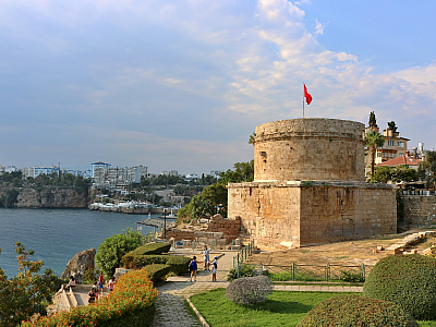Část staré Antalye (Turecko)