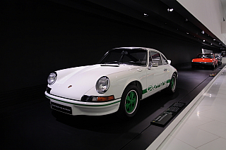 Porsche muzeum ve Stuttgartu (Německo)