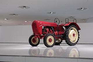 Porsche muzeum ve Stuttgartu (Německo)