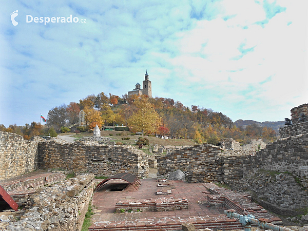 Tsarevets ve Veliko Tarnovo je bývalé sídlo bulharského cara (Bulharsko)