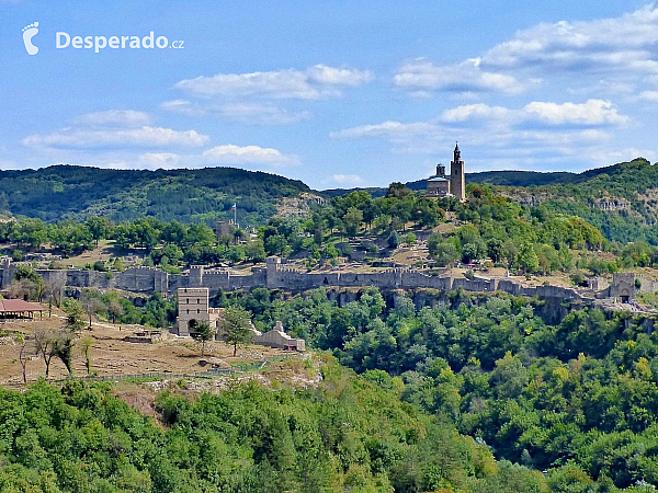 Tsarevets ve Veliko Tarnovo je bývalé sídlo bulharského cara (Bulharsko)