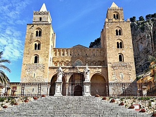 Duomo di Cefalù v městečku Cefalù (Sicílie - Itálie)