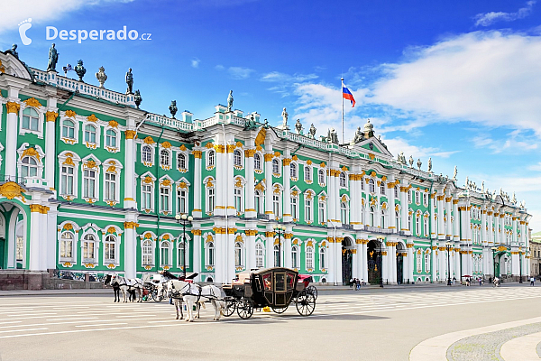 Palác muzea Ermitáž v Petrohradě (Rusko)