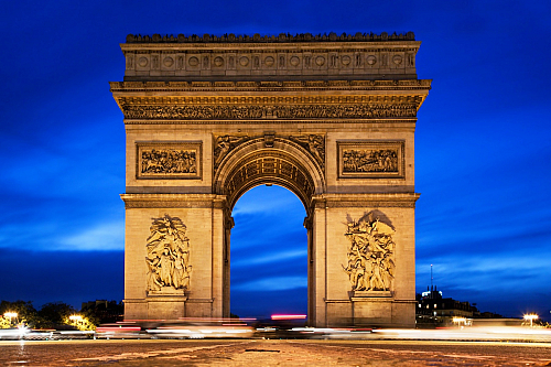 Vítězný oblouk v Paříži (Francie)