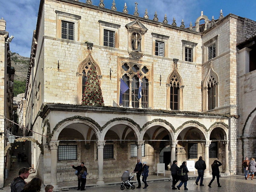 Palác Sponza v Dubrovníku