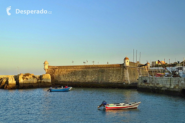 Forte da Ponta da Bandeira v Lagosu (Portugalsko)