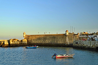 Forte da Ponta da Bandeira v Lagosu (Portugalsko)