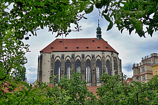 Kostel Panny Marie Sněžné v Praze