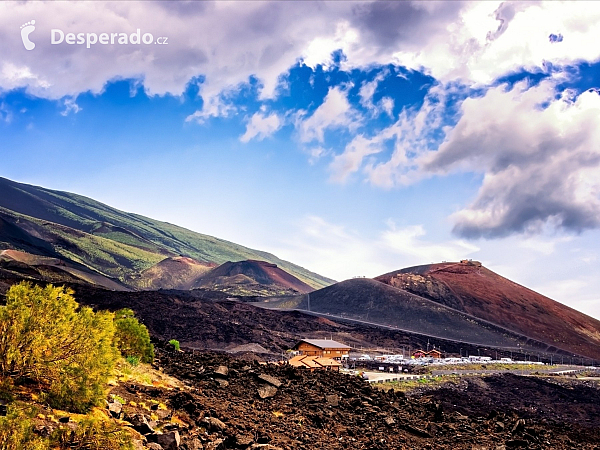 Etna na ostrově Sicílie (Itálie)