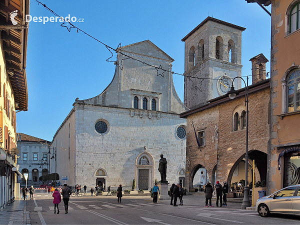 Duomo di Santa Maria Assunta v Cividale del Friuli (Itálie)