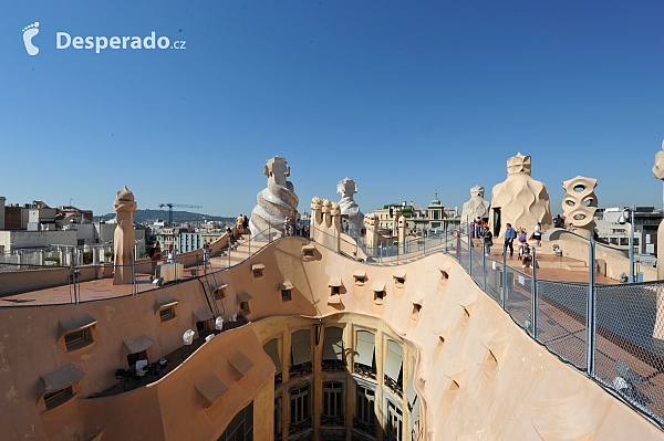 Casa Mila neboli La Pedrera od Antonio Gaudího (Barcelona - Katalánsko - Španělsko)