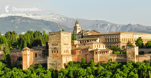 Alhambra v Andalusii (Španělsko)