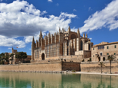 Katedrála La Seu v Palma de Mallorca (ostrov Mallorka - Španělsko)